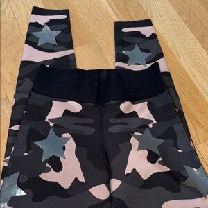 Ultra or Camouflage Star Leggings